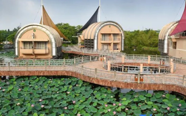 Waterlands Resort – Outside – Shenzhen