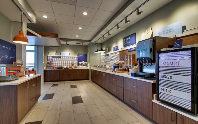 Holiday Inn Express & Suites Findlay North by IHG
