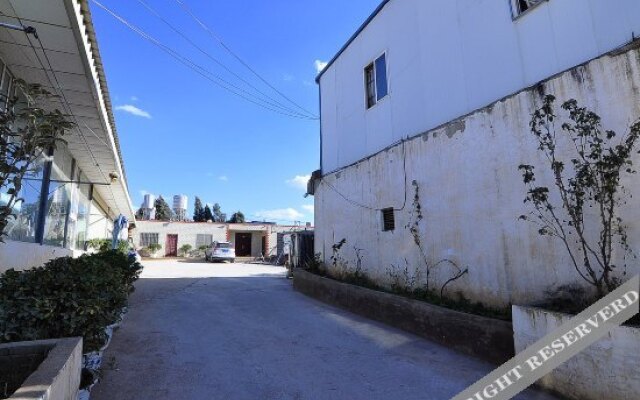 Yuanhe Hostel