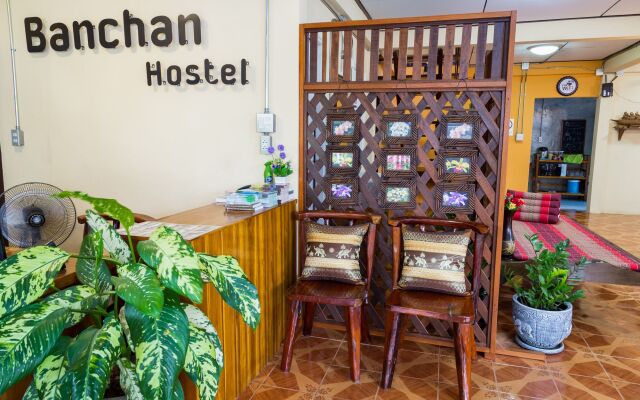 Banchan Hostel