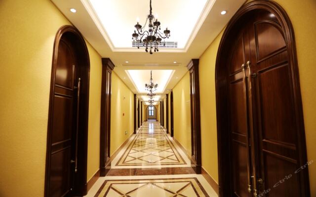 Rezen Hotel Wanda Plaza Tianwei Art Hotel