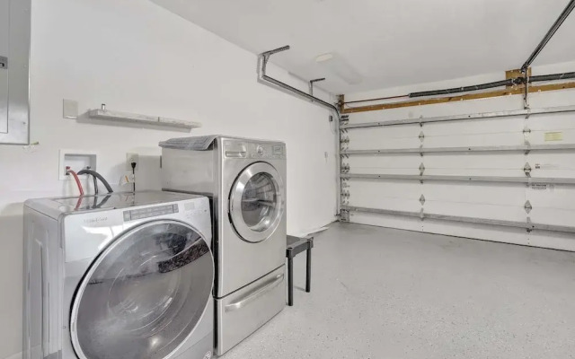 Waterfront Paradise Chic 3 BDR