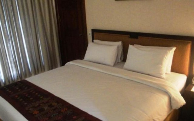 Sutanraja Hotel, Convention & Recreation