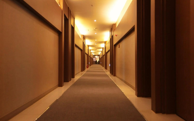 Changwon AT Business Hotel
