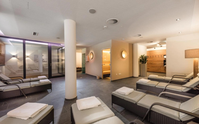 AlpenParks Hotel & Apartment Orgler