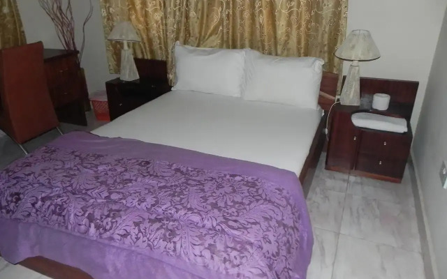 Oriental Hotel North Legon