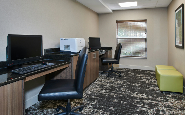 Hampton Inn & Suites Chapel Hill/Durham, Area