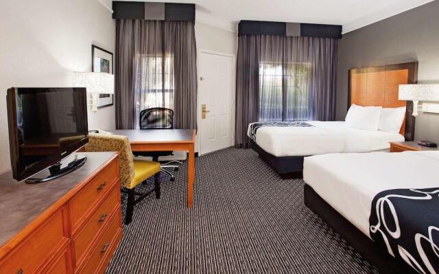 # 941 La Quinta Inn & Suites