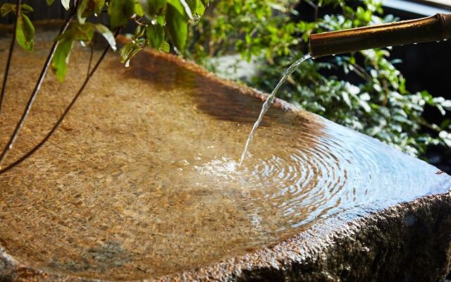 YADORU KYOTO HANARE Mizunoe No Yado