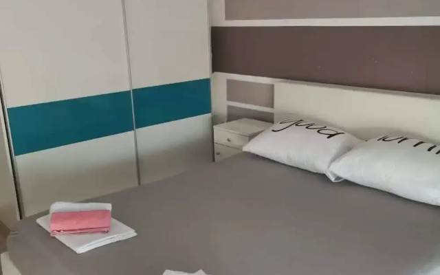 Luxury Seget Donji Apartments With Terrace and Sea View