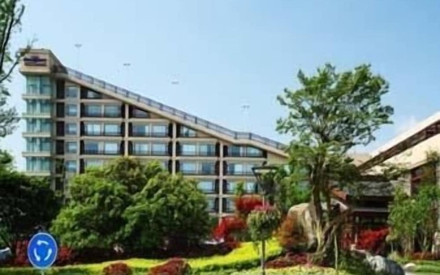 Howard Johnson by Wyndham Conference Resort Chengdu