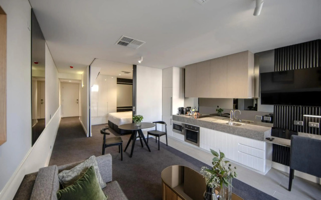 Majestic M Suites
