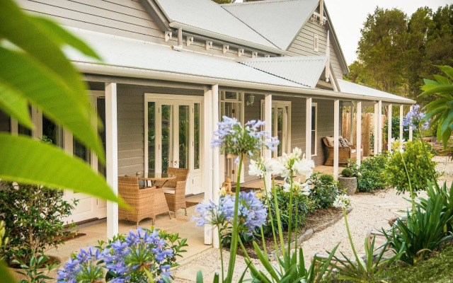 Abelia House