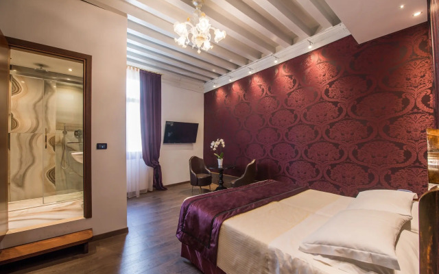 Locanda Leon Bianco on the Grand Canal