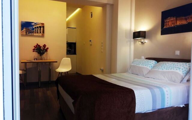 Athens Luxurious Suite 30