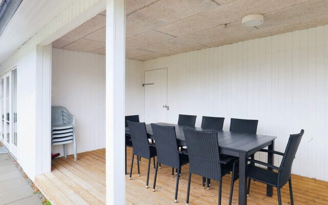 Enticing Holiday Home in Falster near Sea