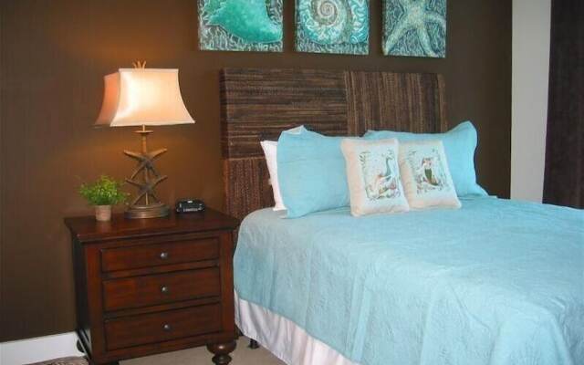 Waterscape 1 Bedroom Apartment by BnD