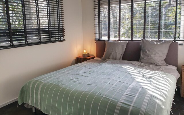 Stunning Home in Leende With 2 Bedrooms and Wifi