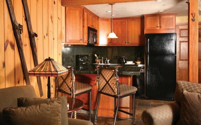 Aspen Square Condominium Hotel