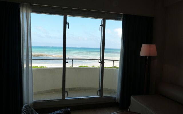 EN RESORT Kumejima EEF Beach Hotel