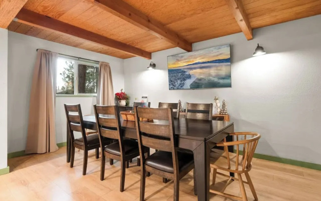 Charming Cabin Escape