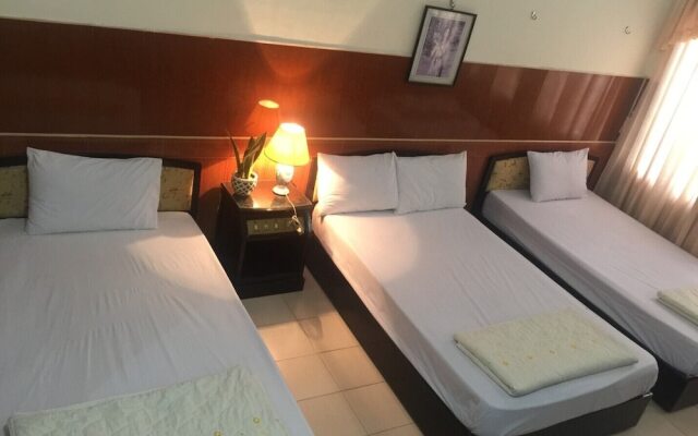 Song Huong Hue Hotel