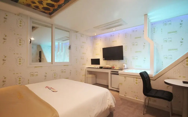 Wanju Geogi Self Check-in Motel 1