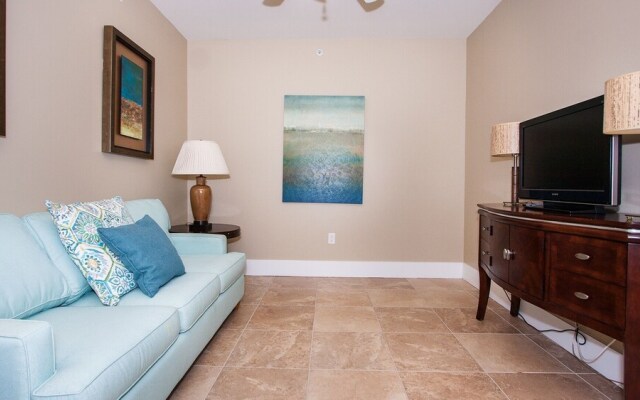 Crd0210 3 Bedroom Condo