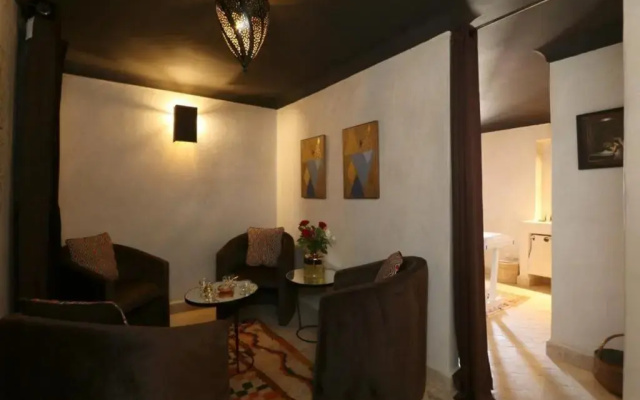 Riad103 chauffée sur le jacuzzi in rooftop & pool SPA