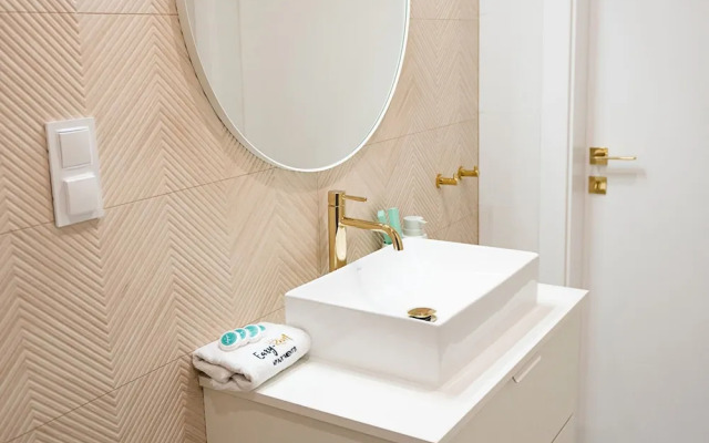 Apartment With a Terrace Near Sea