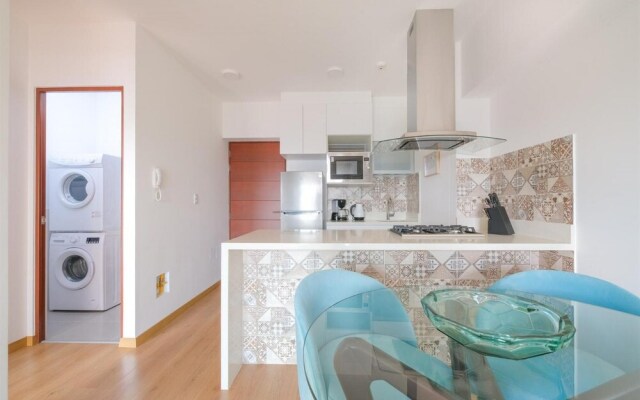 Modern 1 BR Barranco Apartment High Floor