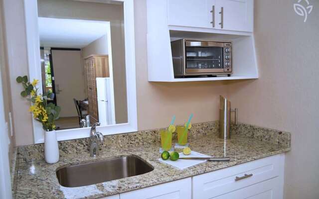 Banyan Hotel & MicroSuites