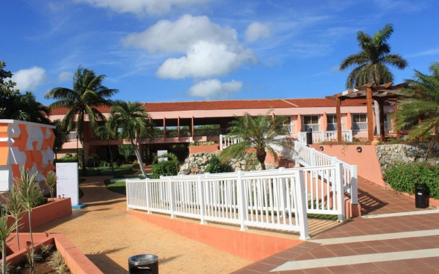 Blau Arenal Habana Beach