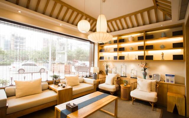 Qianna Chengji Hotel