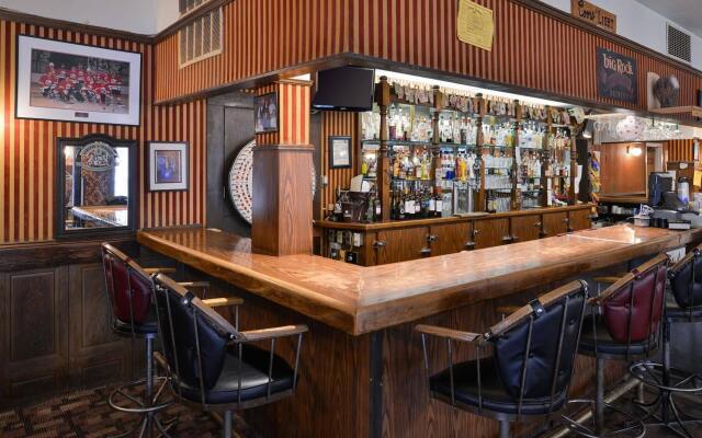 The Downtown, a Coast Hotel