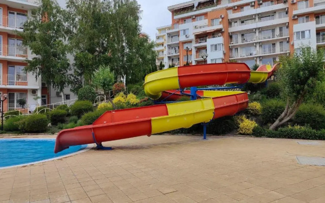 Crown Fort Club Apartments