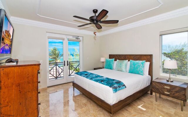 Blue Water Villa