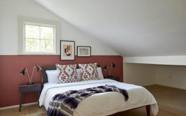 Sleek 2BR in Marigny by Sonder