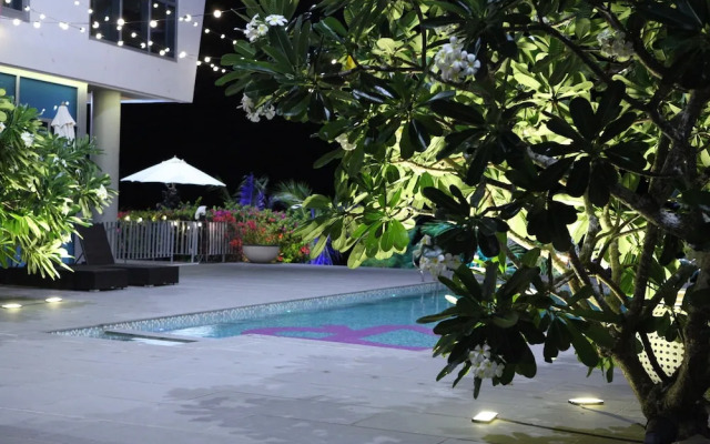 Saipan IRIS Pool Villa