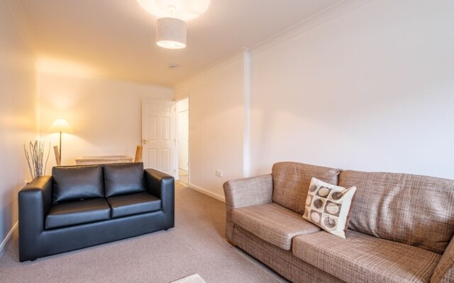 Station Apartment
