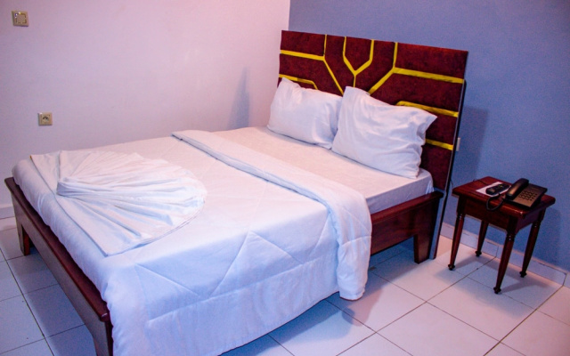 West Hotel Douala