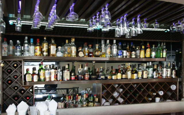 Portonovo Hotel & Suites
