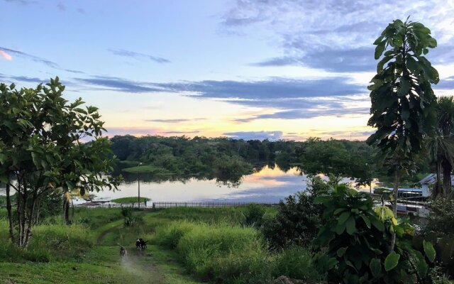 Selva Vida Lodge & Retreat Center