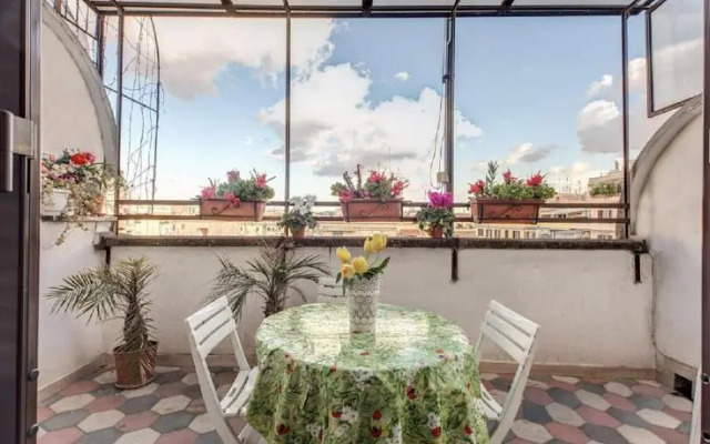 Rhome Apartments Giuliana