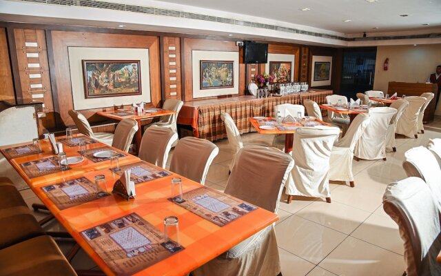 Fabhotel Rr Grand Daba Garden