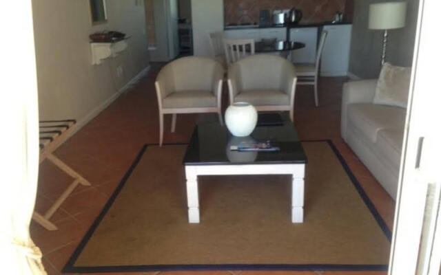 Unit 323 Leisure Bay Luxury Suites