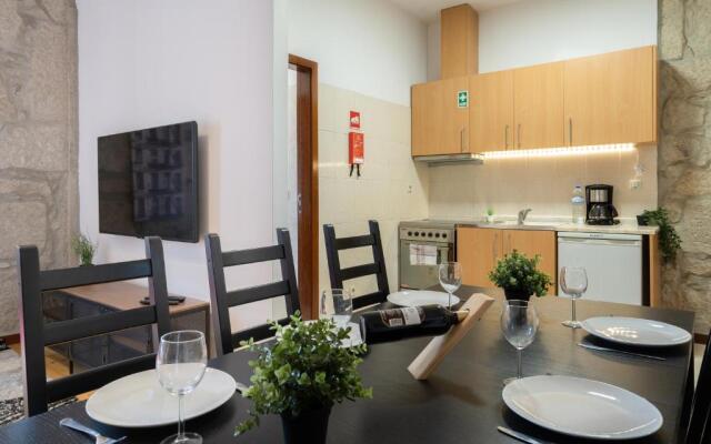 Trendy Flats - Instaworthy River View by Host Wise