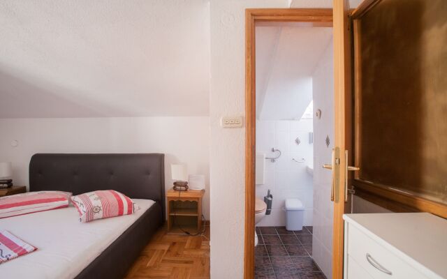 Guesthouse Ana