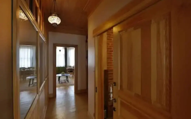 401 Old City Brand New Spacious With Balcony