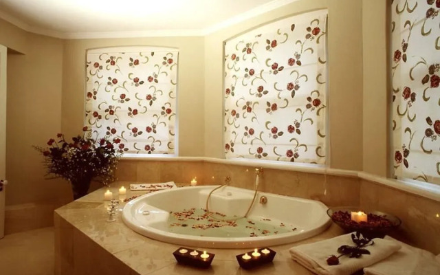 Riebeek Valley Hotel